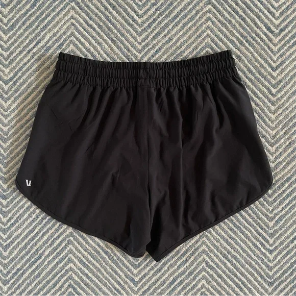 Vuori shorts - Picture 4 of 6